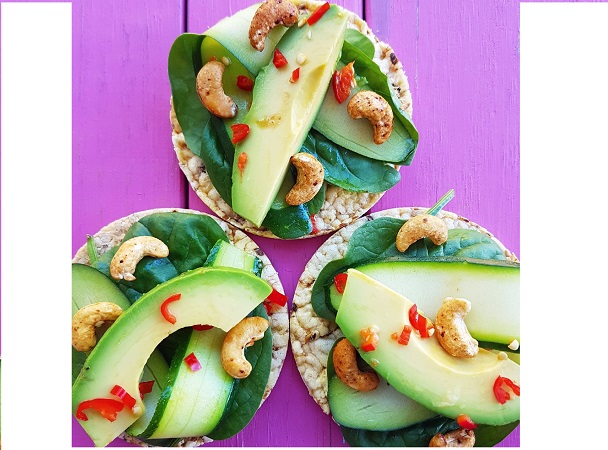 Avocado, Cashews, Zucchini & Spinach leaves on CORN THINS