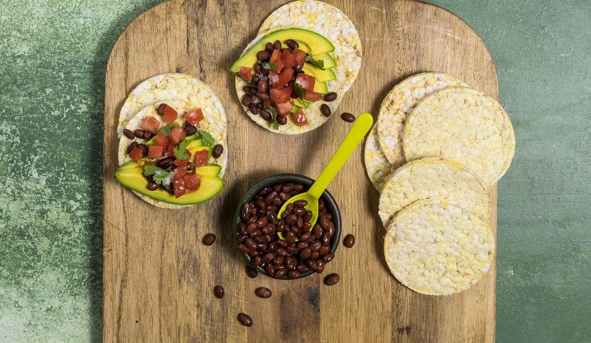 Avocado, Tomato, Black Beans & Coriander on CORN THINS slices