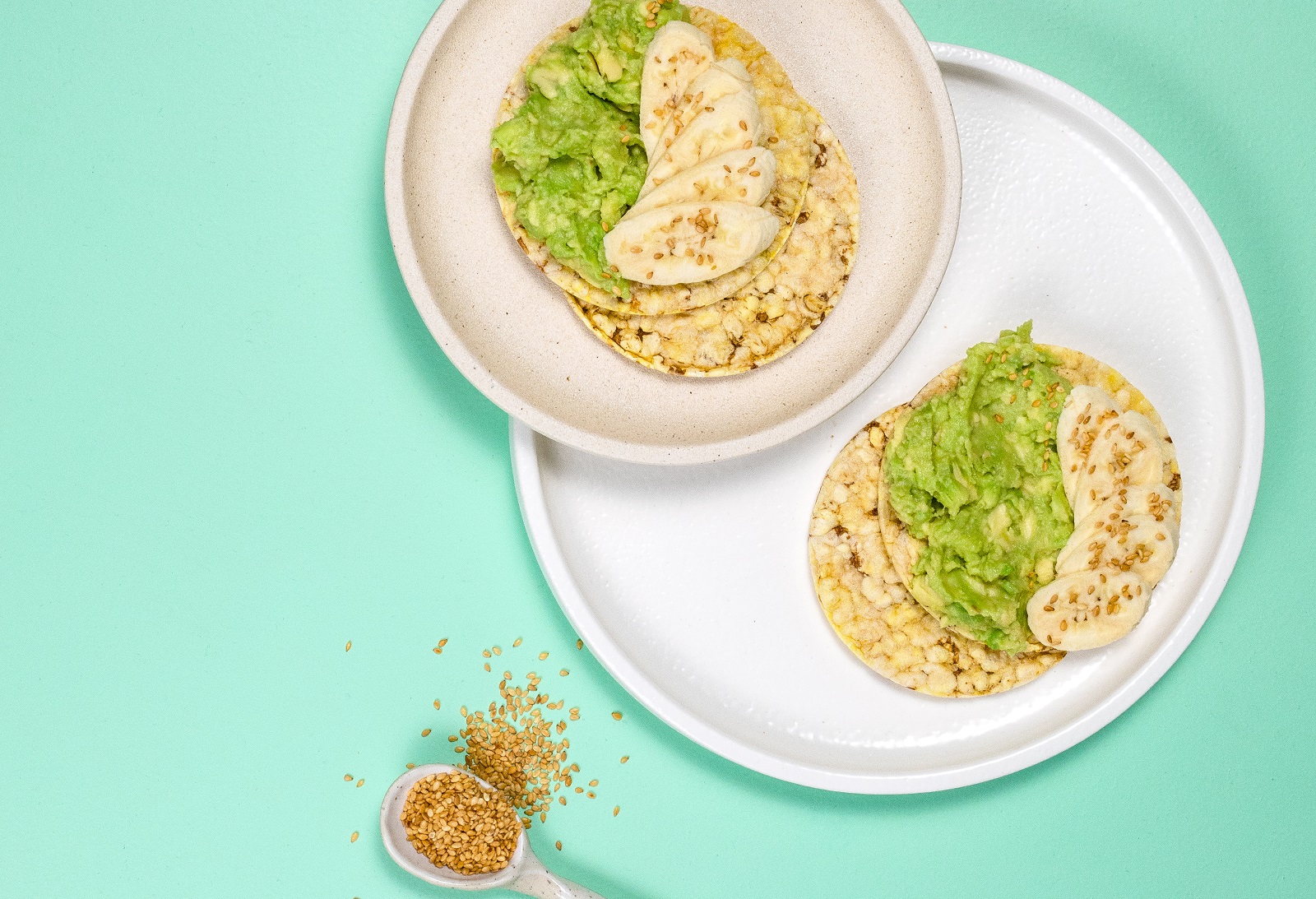 Avocado, Banana & Sesame Seeds on CORN THINS slices