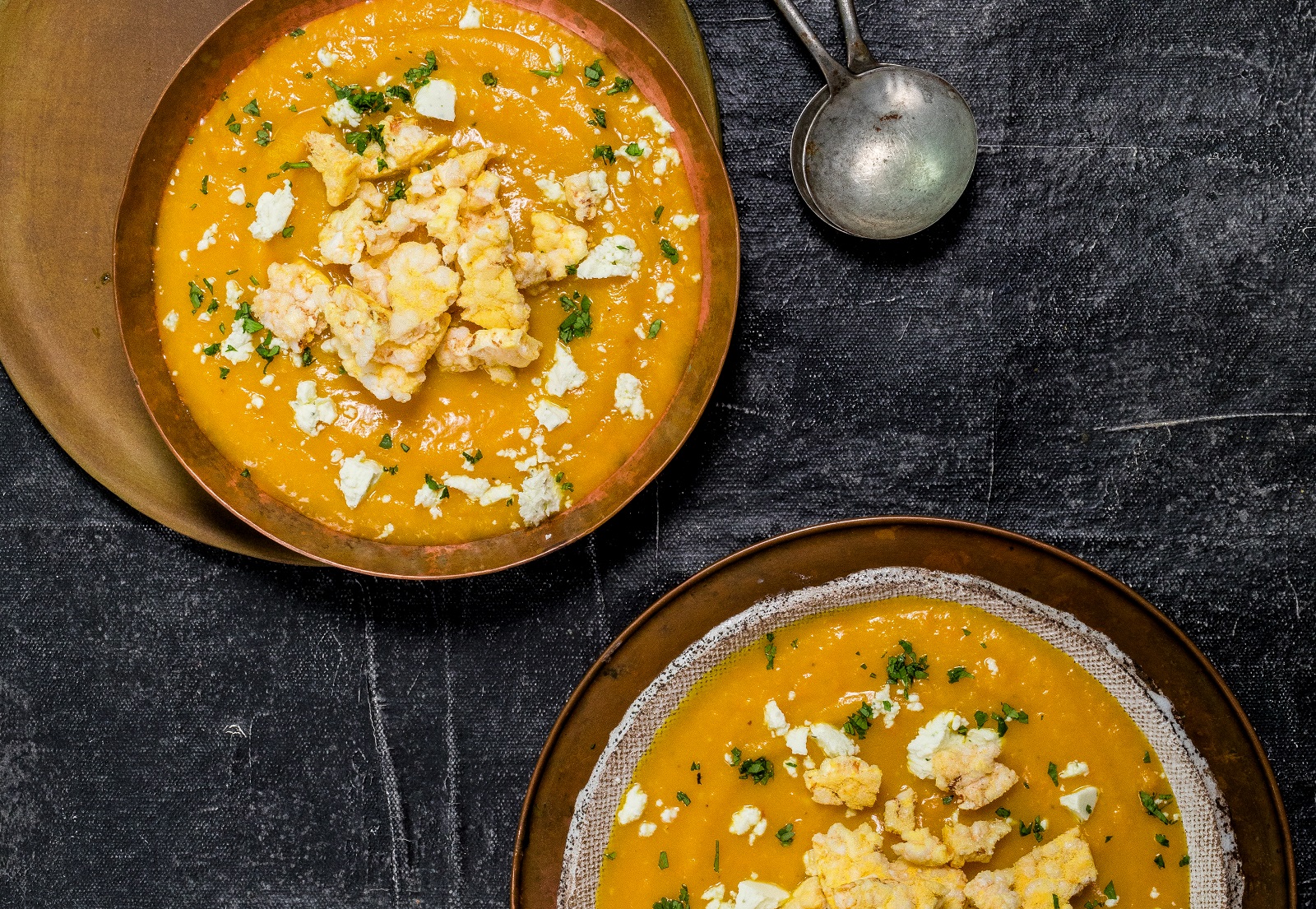 Pumpkin soup & CORN THINS slices