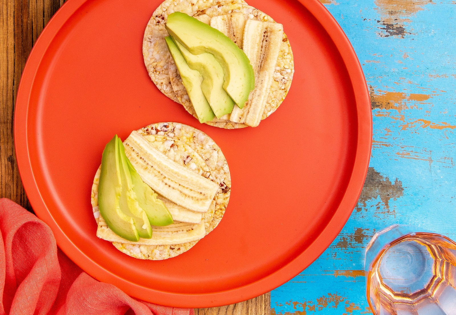 Banana & Avocado on Corn Thins slices