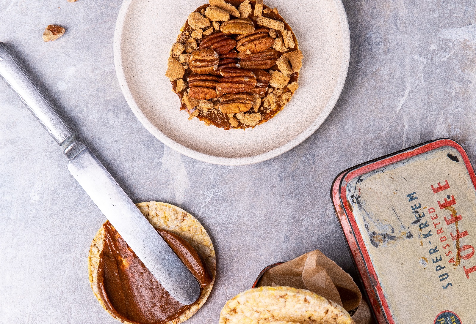 CORN THINS version of pecan pie, using pecans, Corn Thins slices, biscuit & dulce de leche