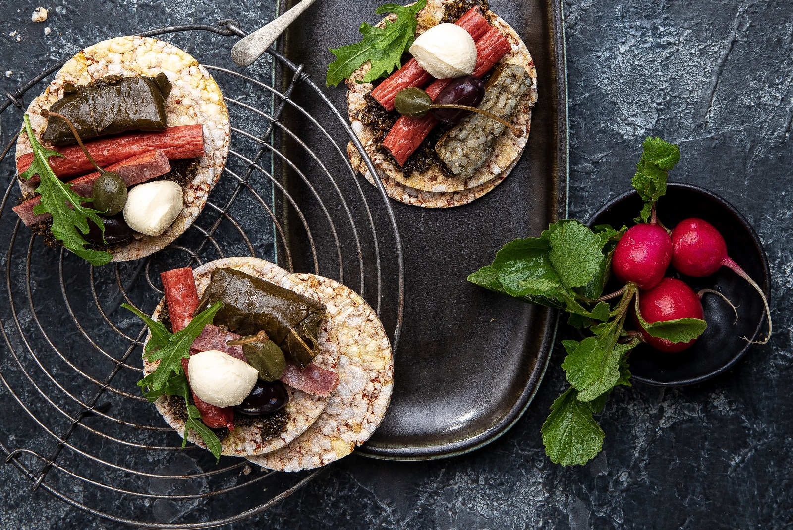 Pesto, Salami, Bocconcini, Olives, Dolmades & Rocket on CORN THINS slices