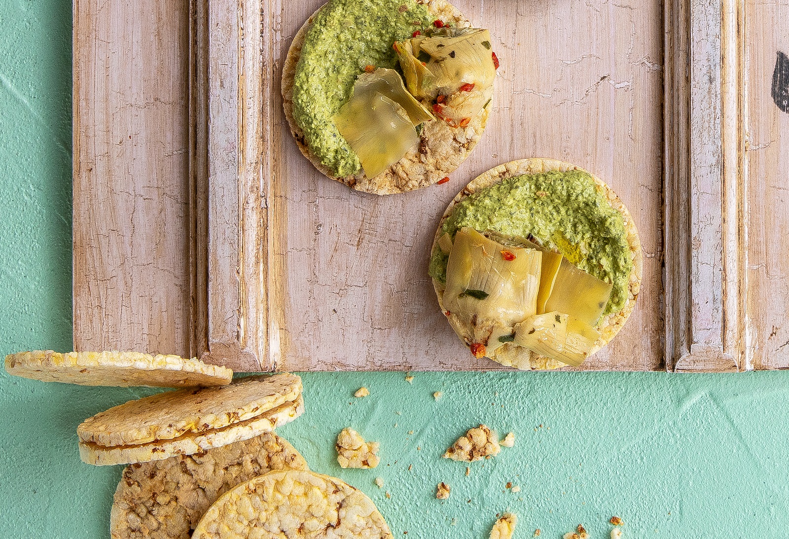 Spinach Dip and Marinated Artichoke on Corn Thins slices