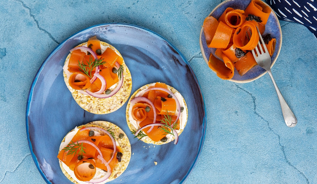 Vegan (carrot) lox with cream cheese on Corn Thins slices