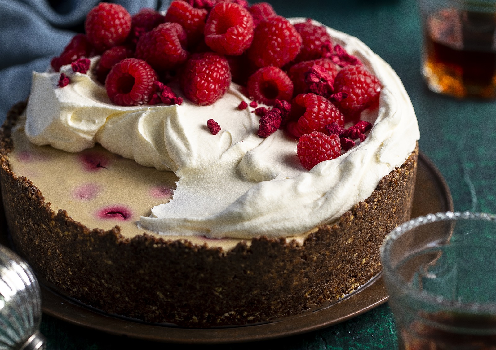 Choc Raspberry Cheesecake using CORN THINS slices