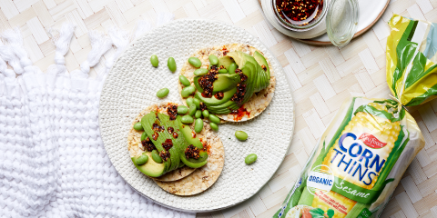 Avocado, Edamame & Chili Oil on Corn Thins slices