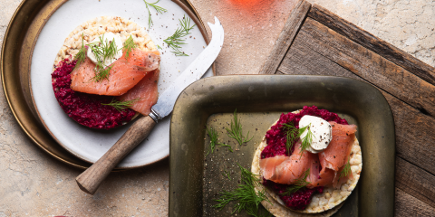 Roasted Beetroot Dip, Smoked Salmon, Horse radish creme fraiche & dill on Corn Thins slices