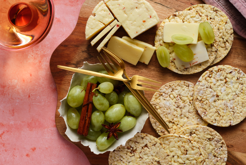 Chilli Cacciota &  Grapes on Corn Thins slices