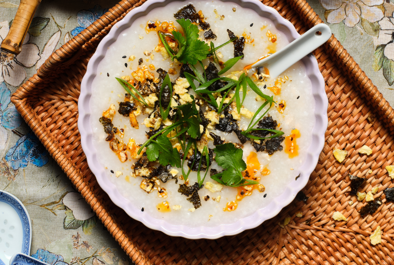 Congee with Crumble Corn thins slices