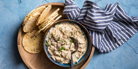 Creamy chicken & mushroom spread with Corn Thins slices