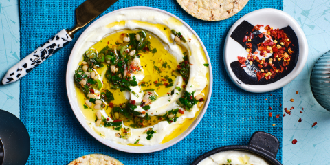 Spicy Chilli and Herb Dip with Greek Yoghurt with Corn Thins slices
