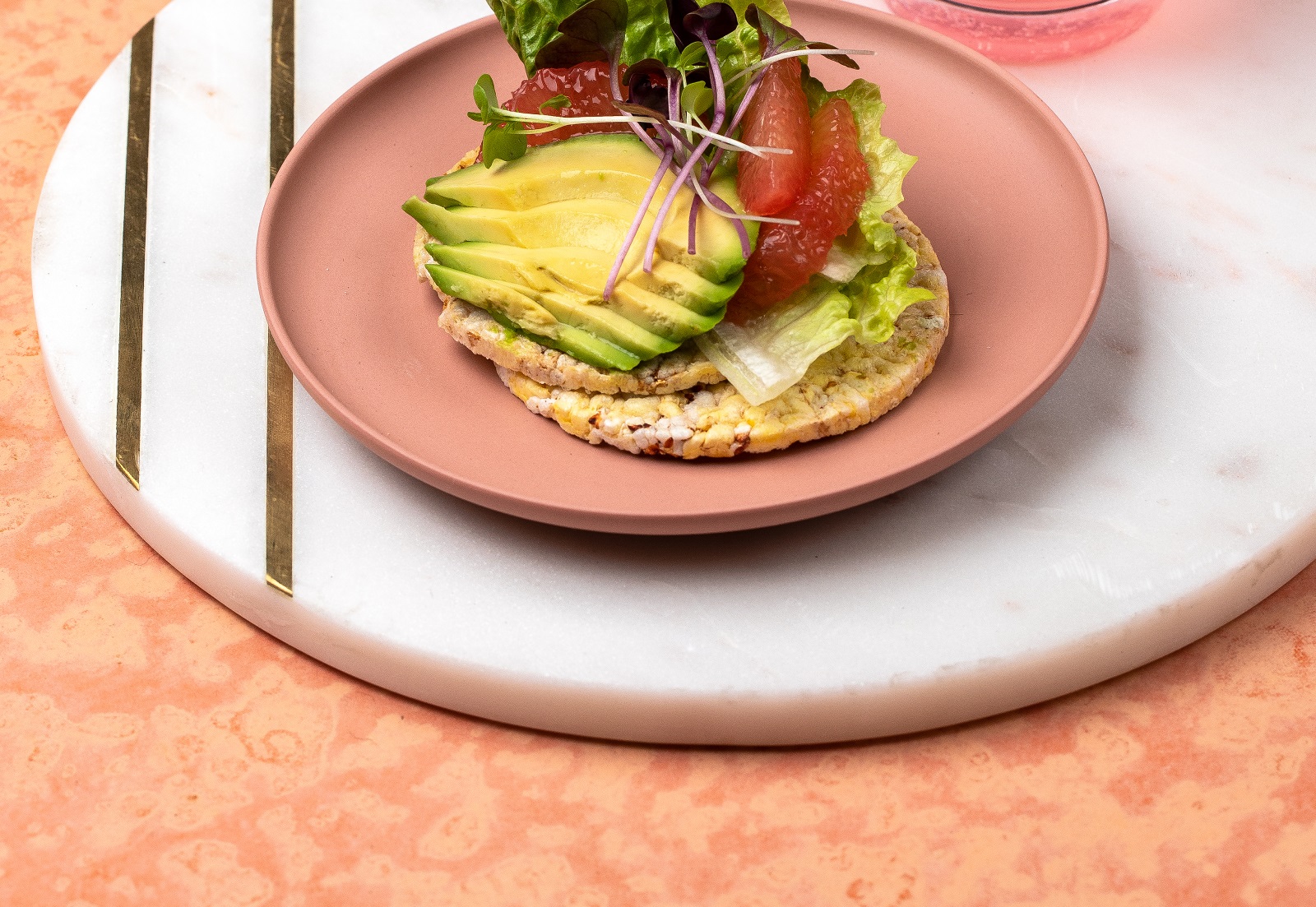 Avocado, Grapefruit & Lettuce on CORN THINS slices for lunch (vegetarian)