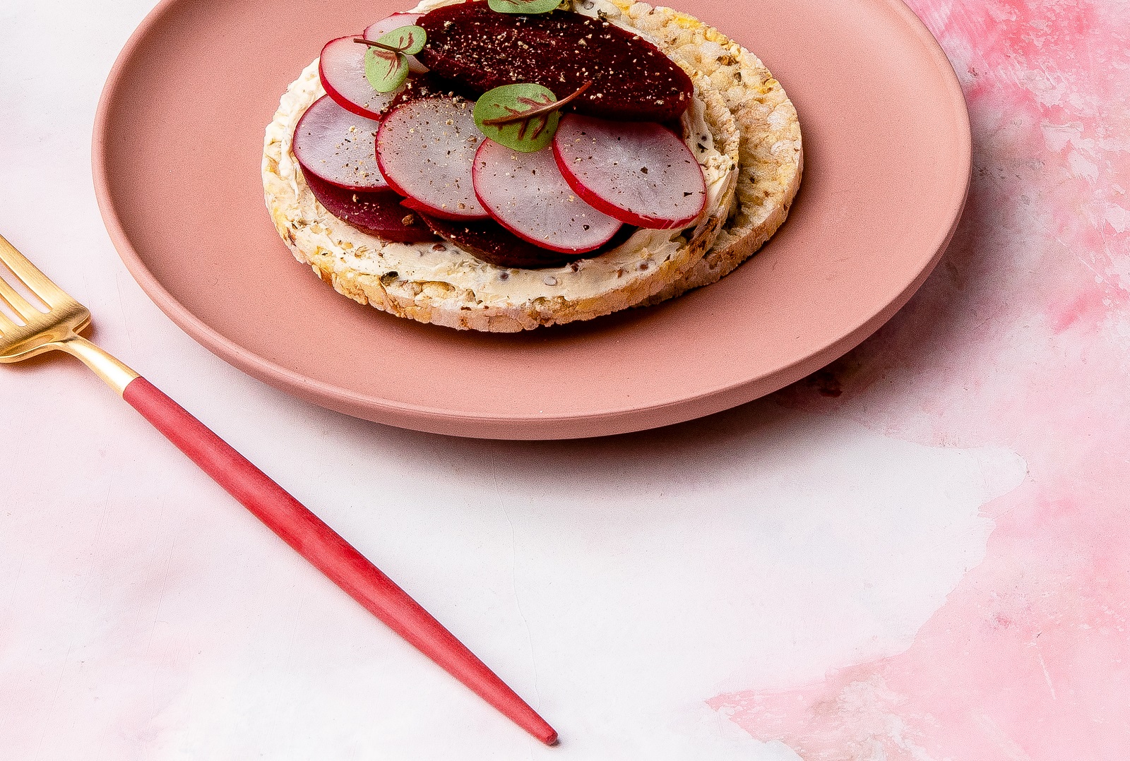 Cream Fraiche with Mustard/Mayo, Sliced Beetroot & Radish on CORN THINS slices for a quick tasty lunch