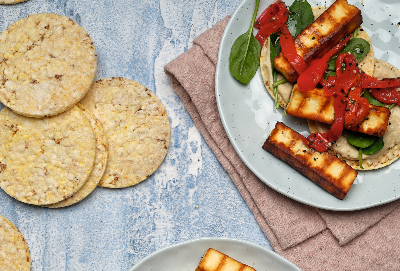 Hommus, Baby Spinach, Chargrilled Capsicum & Haloumi on Corn Thins slices