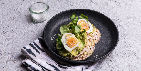 Avocado, boiled egg & watercress on Corn This slcies